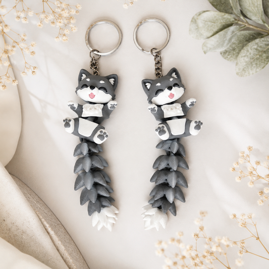 Wolf Flexi Keychain 🐺